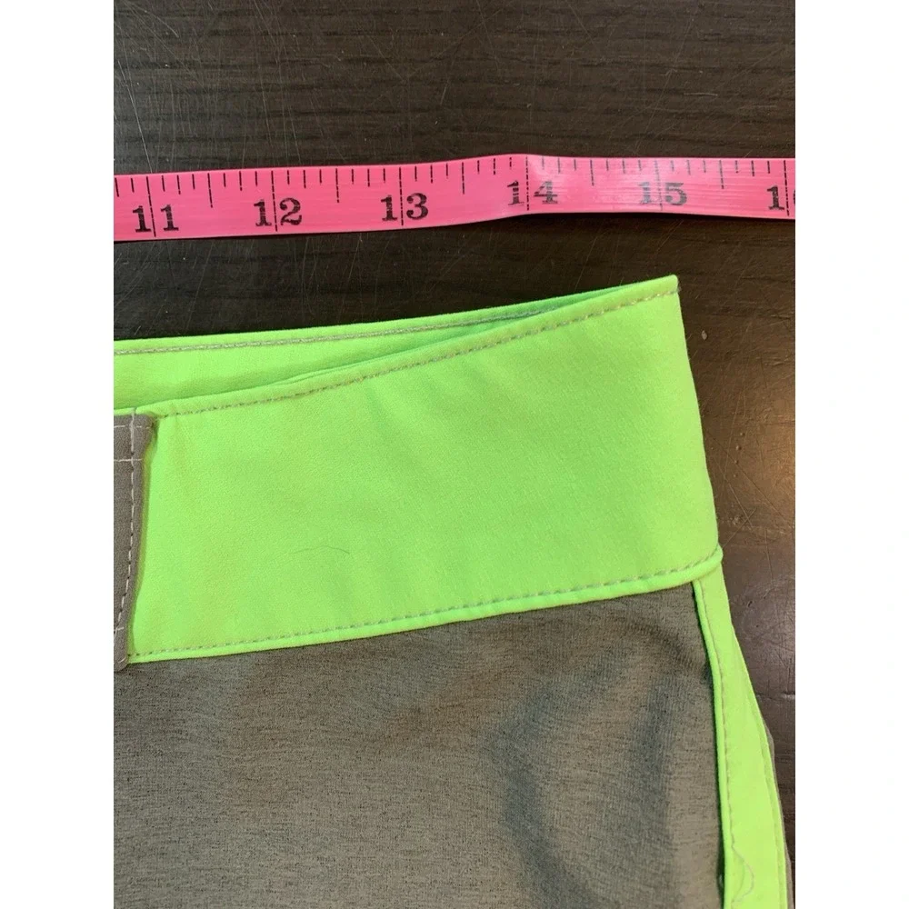 HUK Performance Fishing Board Shorts Swim Trunks Gray Neon Green Mens Sz 30 Lace